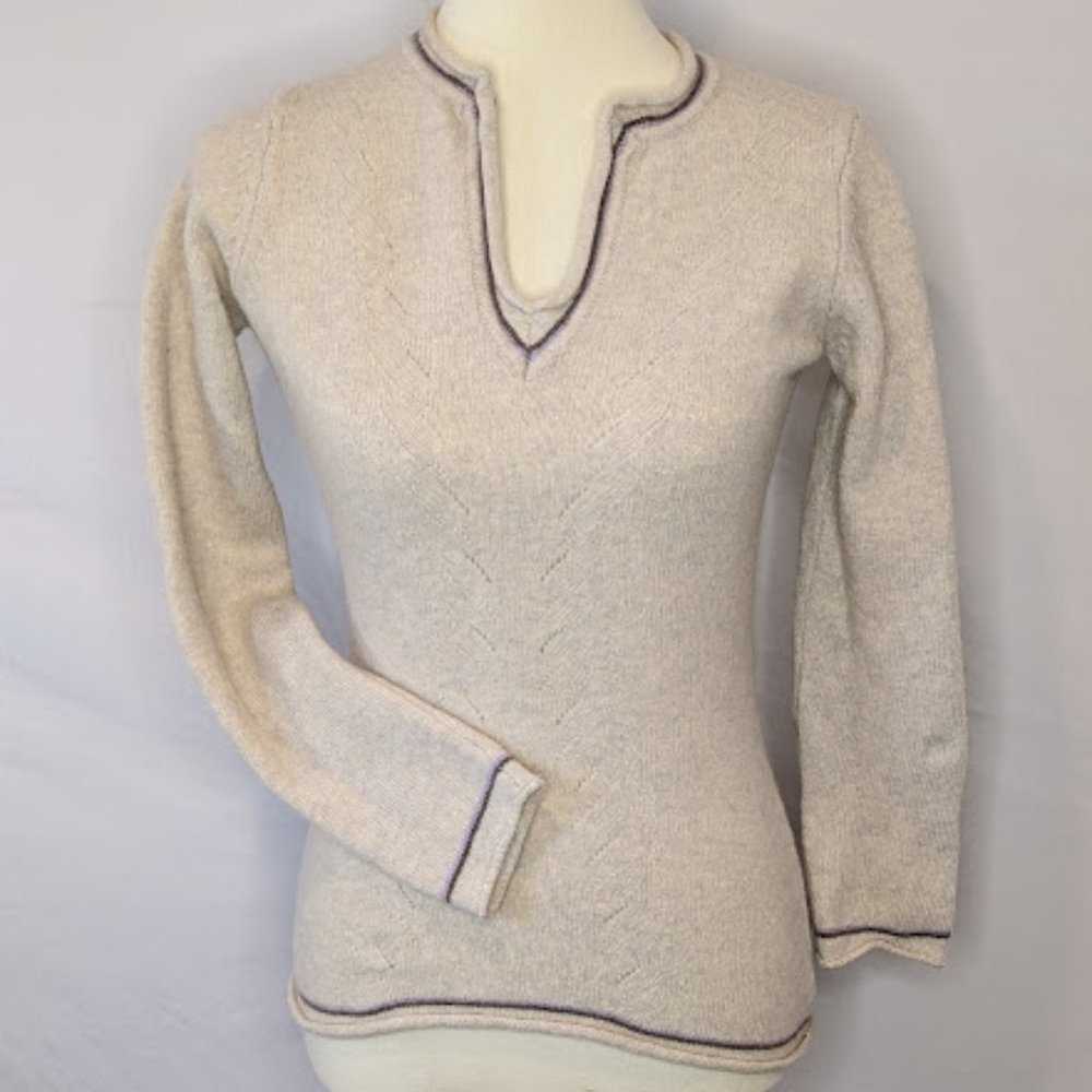 Patagonia 100% Lambswool Sweater in Cream Sz s/m